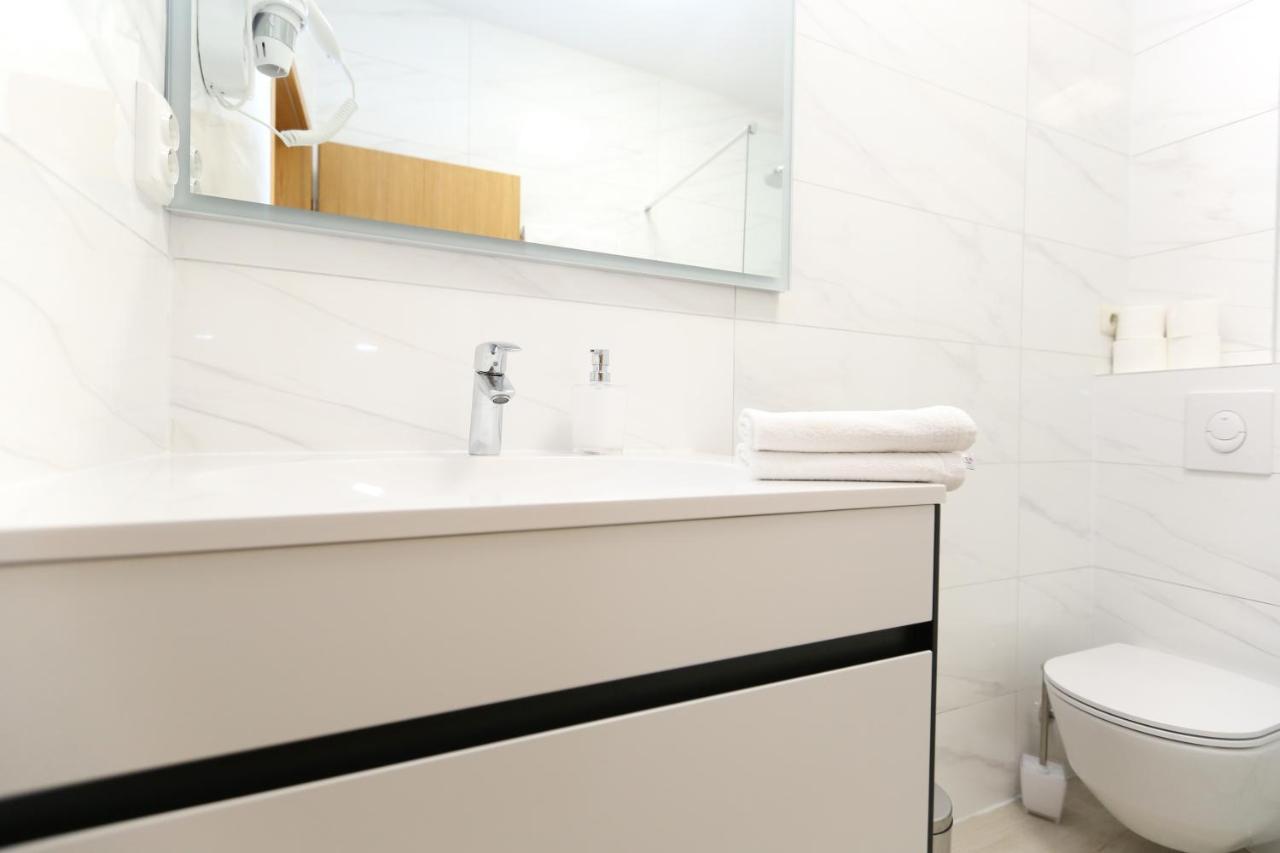 Apartmani Guto Подстрана Екстериор снимка
